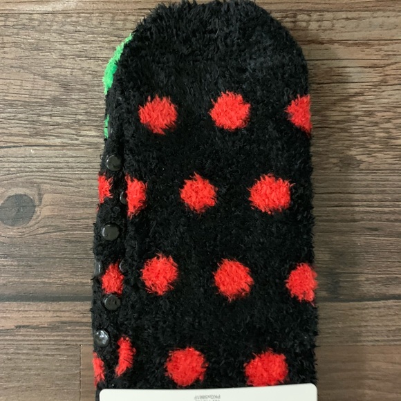 Treat Yo Elf 2 Pack Micro Velour Socks For Christmas And the Holidays - Picture 5 of 5